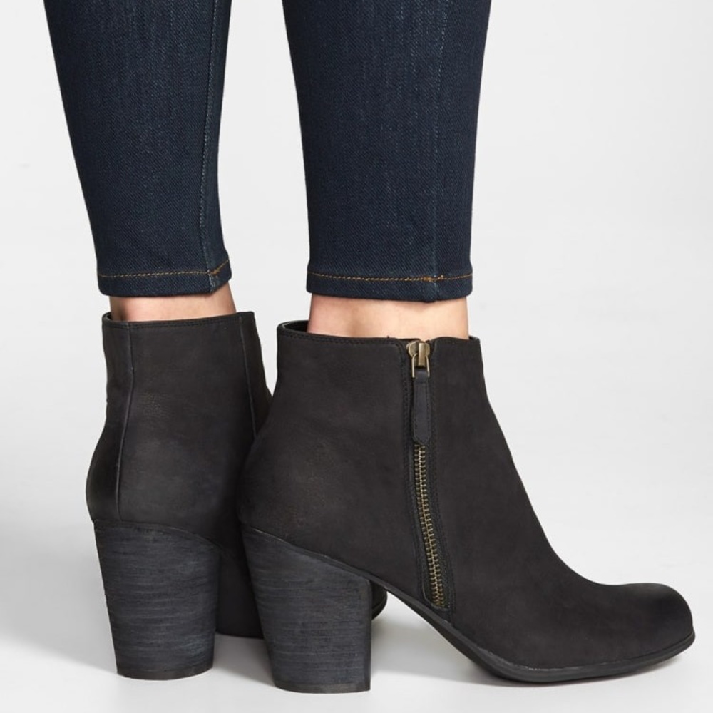 BP. ‘Trolley’ bootie size 6.5 black